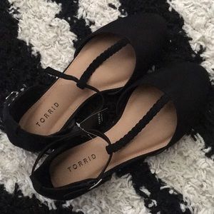Black Torrid Flats
